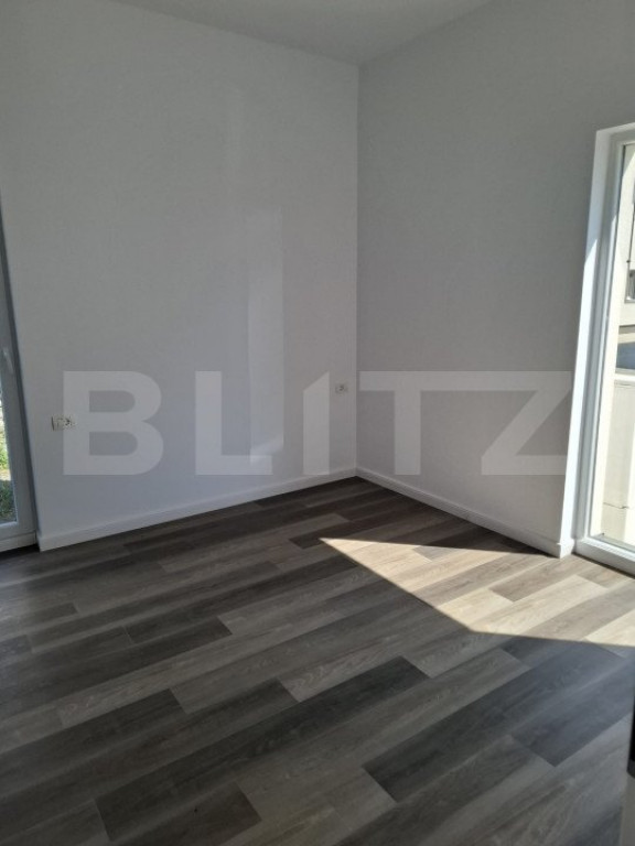 Apartament 3 camere, terasa generoasa,Ghiroda
