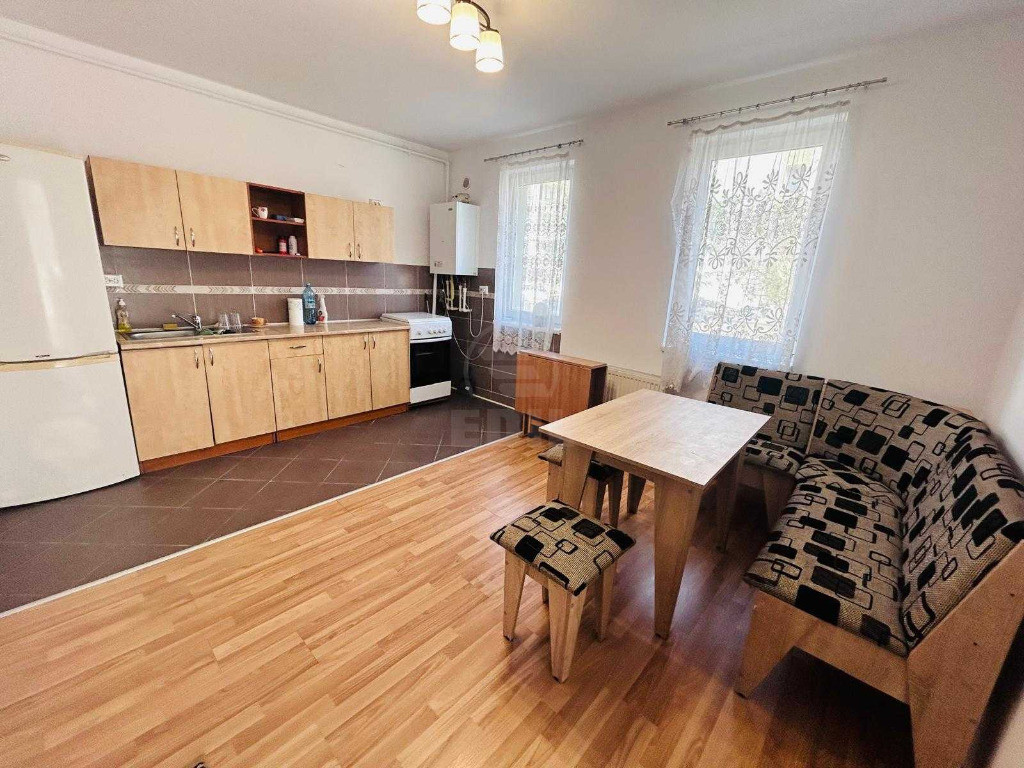 Apartament 3 camere, Zona Cetatii