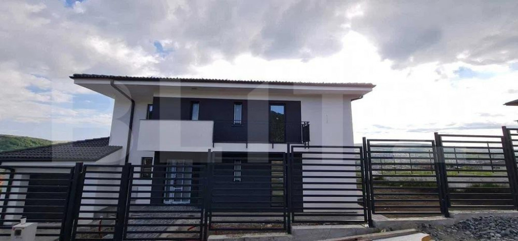 Casa 120 mp cu garaj in Chinteni, priveliste si calitate con