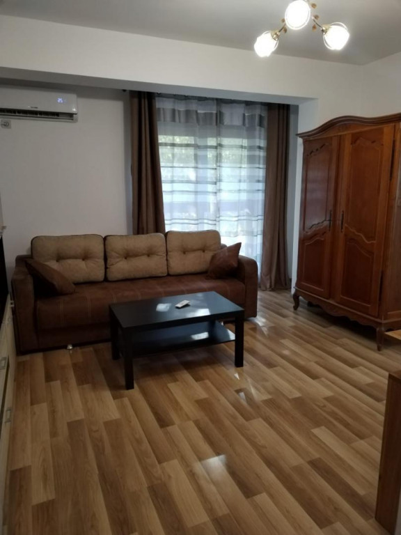 Garsoniera mobilata/utilata Diamantului