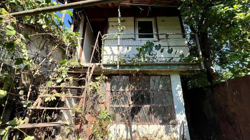 MIHAI BRAVU - ter.86mp+constr.neterm. A-31mp la 18900 euro