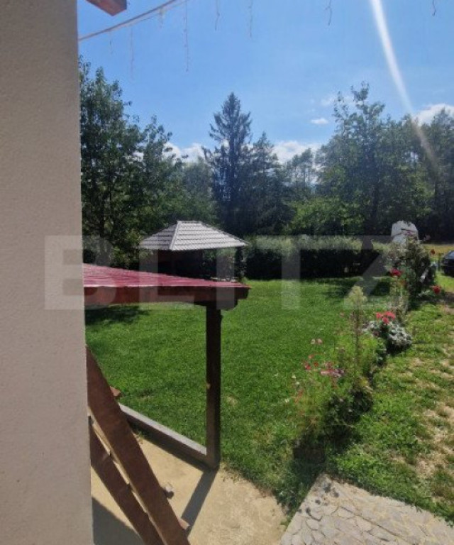 Casa PREDELUT , 4 camere