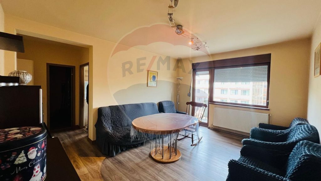 Apartament cu doua camere de inchiriat în zona Centrala