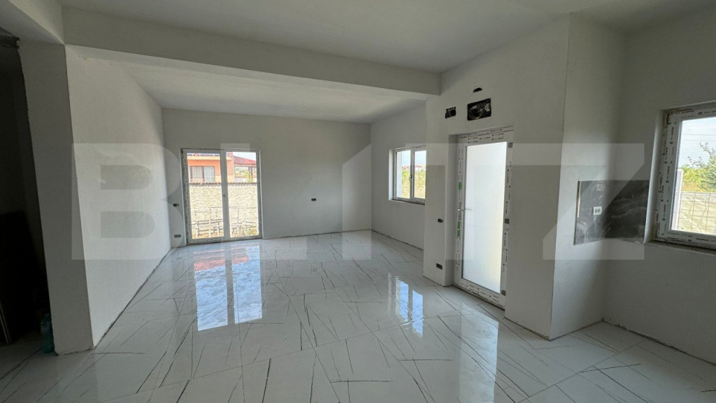 Casă 3 camere în Pantelimon, teren 200 mp, construcție no