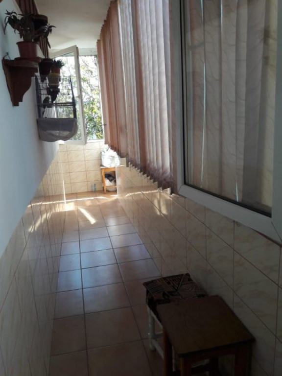 Apartament 4 camere de vanzare, situat in zona Dacia, Consta