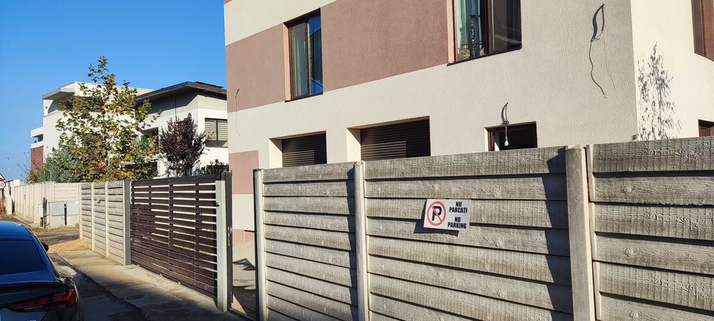 Spatiu pretabil cabinet stomatologic,farmacie Titan ( Tit...