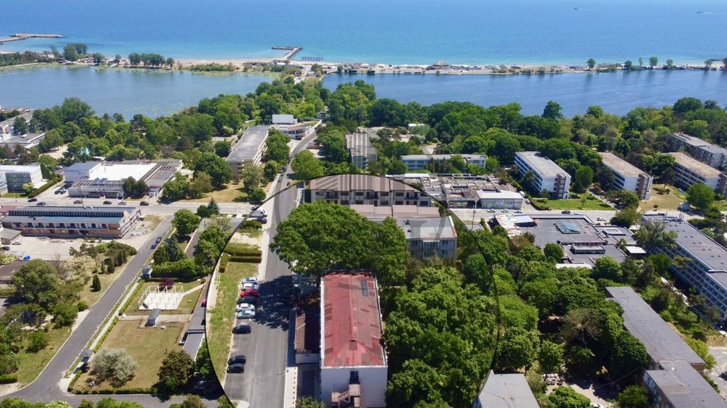 Hotel de vanzare Neptun, Constanta, la mare