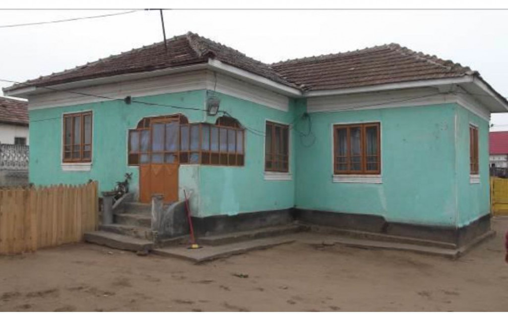 Casa si teren loc. Bechet, Jud Dolj-id R1982468