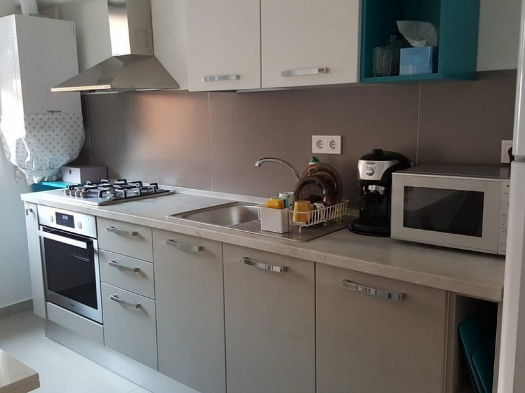 Apartament cu 2 camere in zona Semicentrala