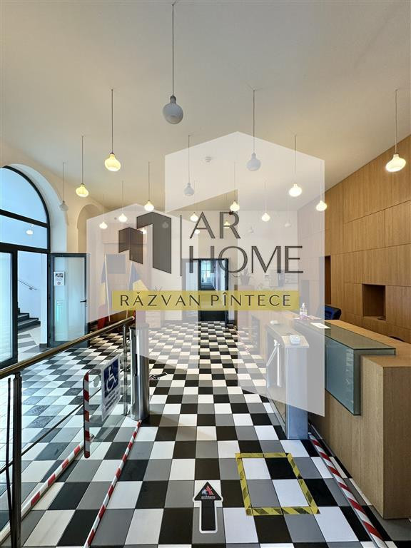 Spatii birouri de la 20 mp pana la 1000 mp, Centru Ploiesti