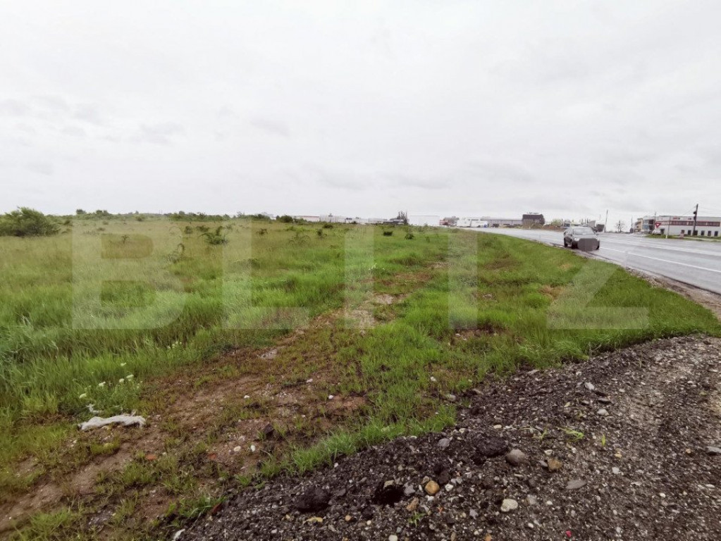 Teren 10144 mp la centura Nord, utilitati, deschidere trilat