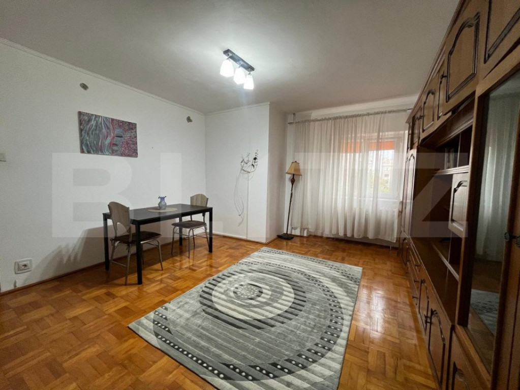 Apartament decomandat cu 2 camere, etajul 2, AC, zona centra