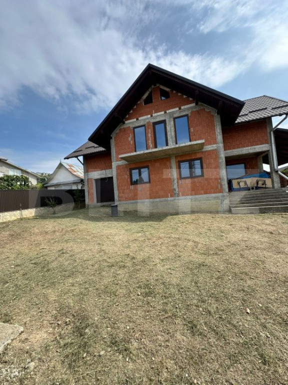 Casa individuala, 220mp, zona Burdujeni