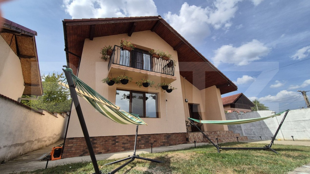 Casa P+M, mobilata si utilata, Ursati