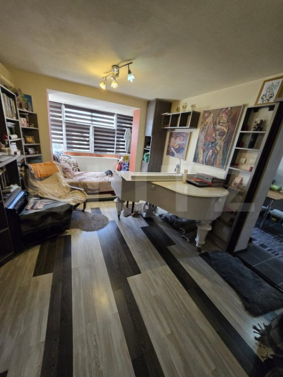 Apartament 2 camere, semidecomandat, zona Grivitei