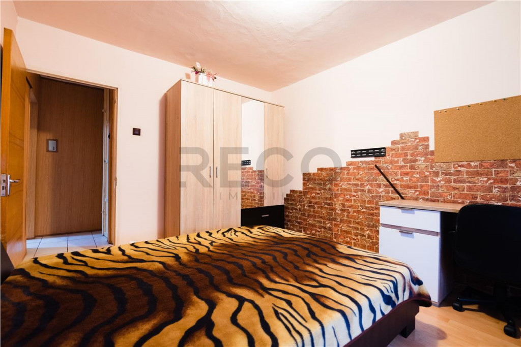 RECO Apartament de cu 3 camere