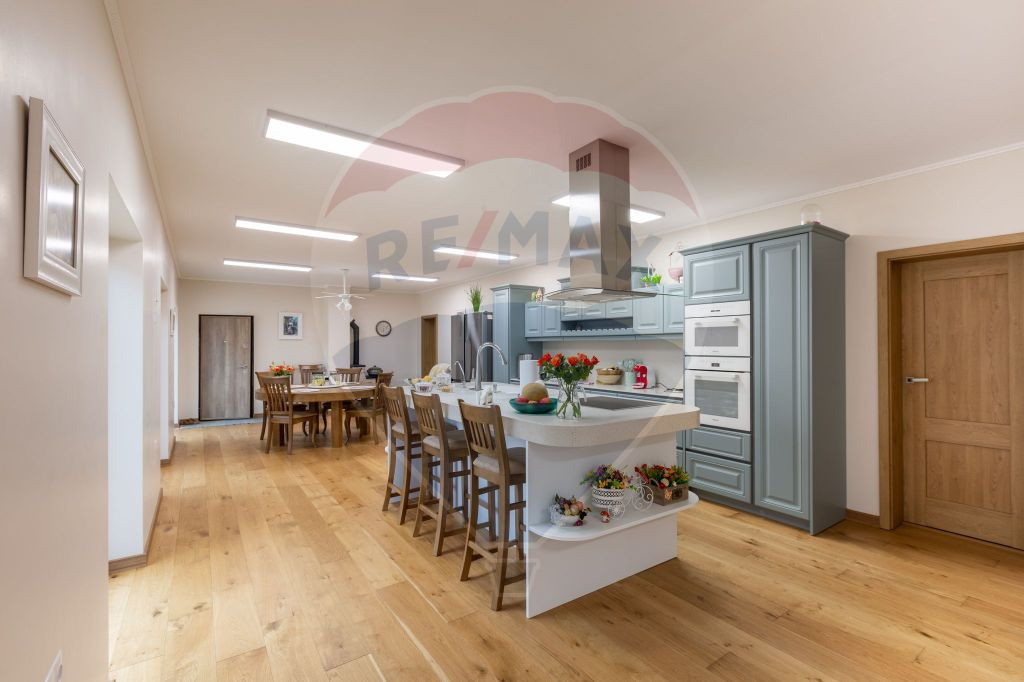 Casă de vânzare în Sighișoara – Lux și priveliște...