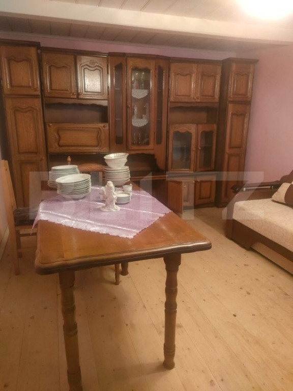 Casa + teren 1500mp, zona Negostina Siret