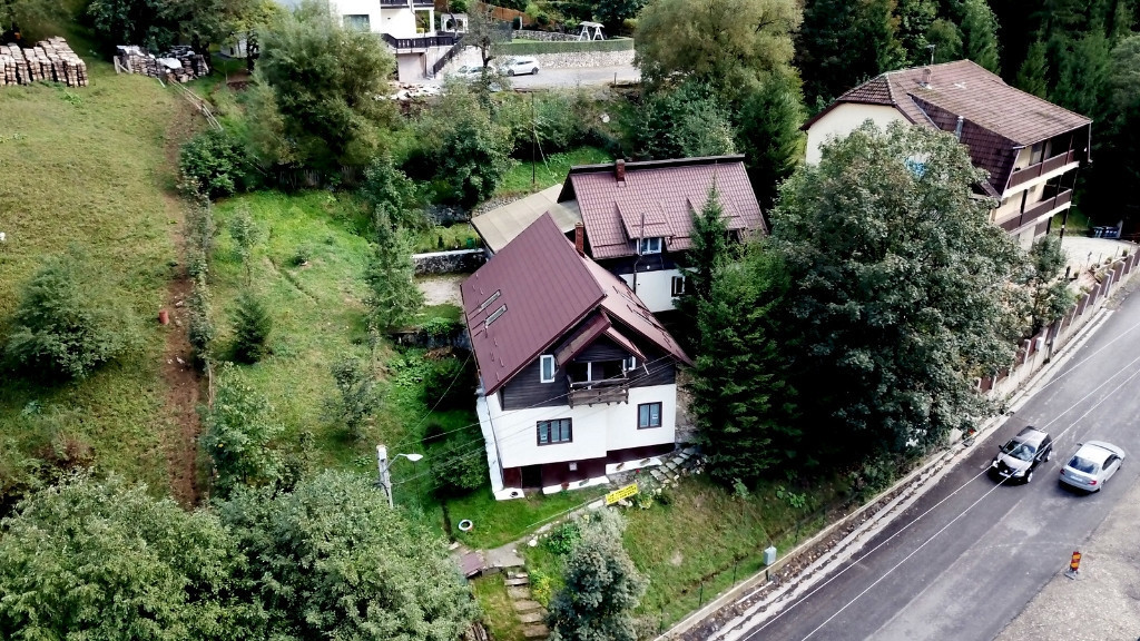 Vila Moieciu între munții Bucegi și Piatra Craiului - De v. sau schimb