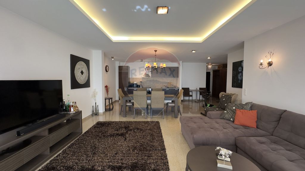 Vânzare Apartament 4 Camere | 105 mp Utili | Terasa 13 m...