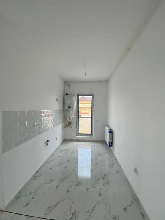 Garsoniera 48 mp-Bragadiru Smirdan Mc Donalds-Bloc nou