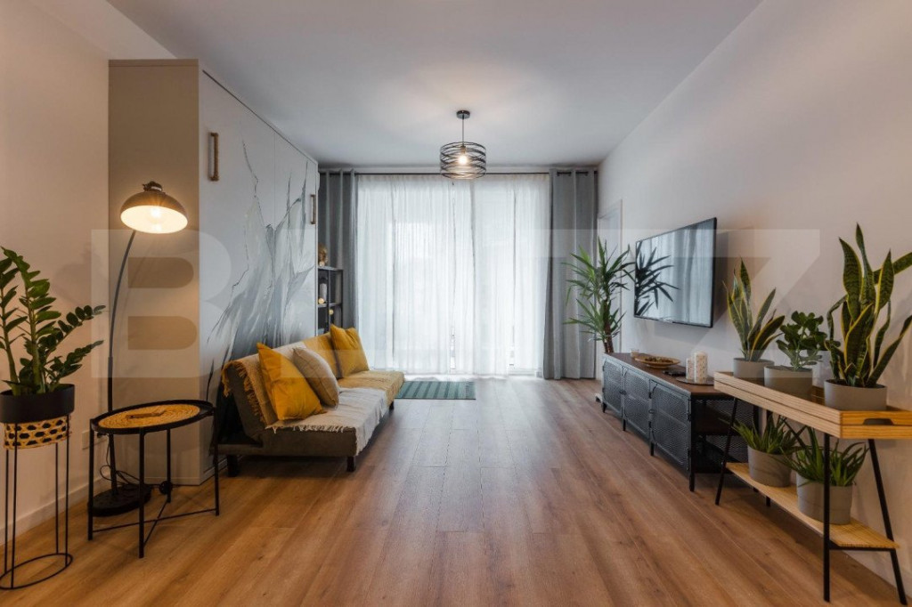 Studio 1 camera plus birou, 48 mp, City of Mara