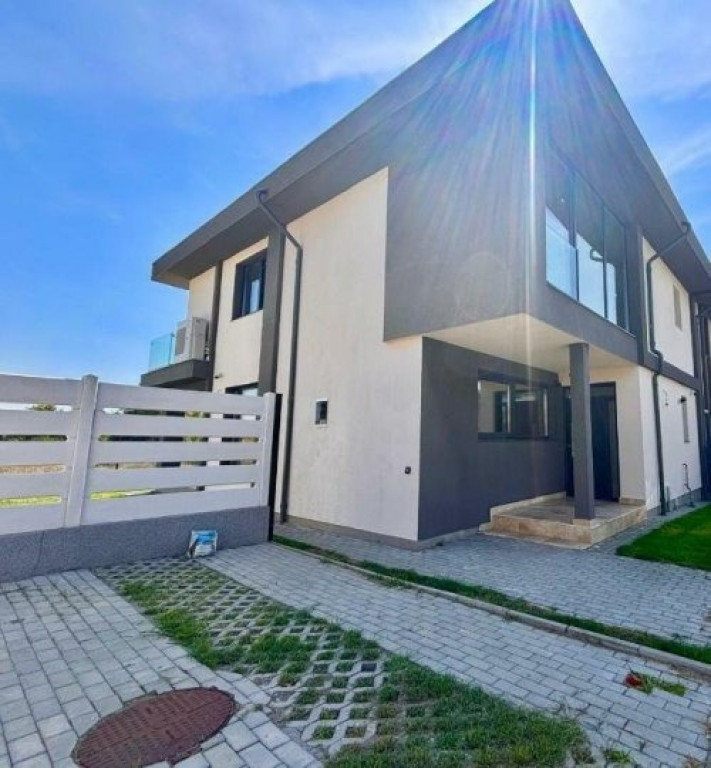 Pipera, langa Lac, Duplex,4 camere!