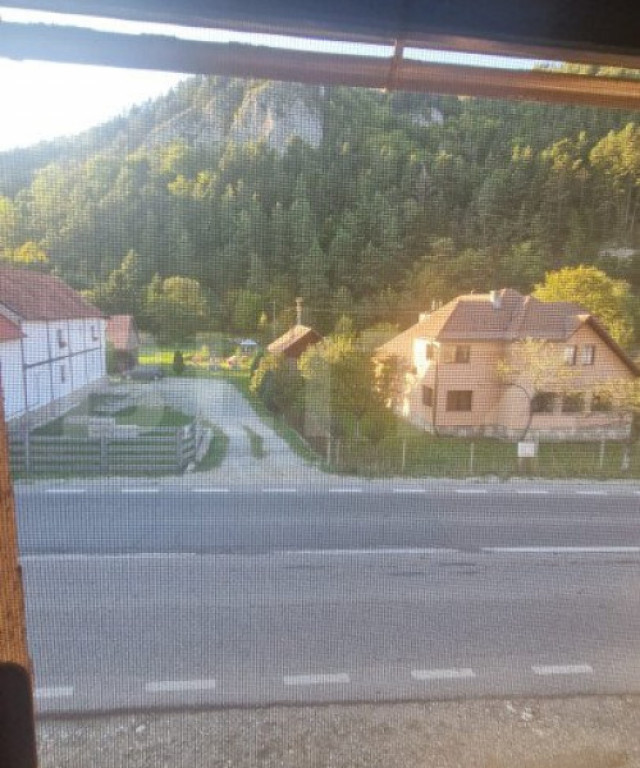 Casa Bran zona Centrala, langa Castel Bran Vedere spre munte