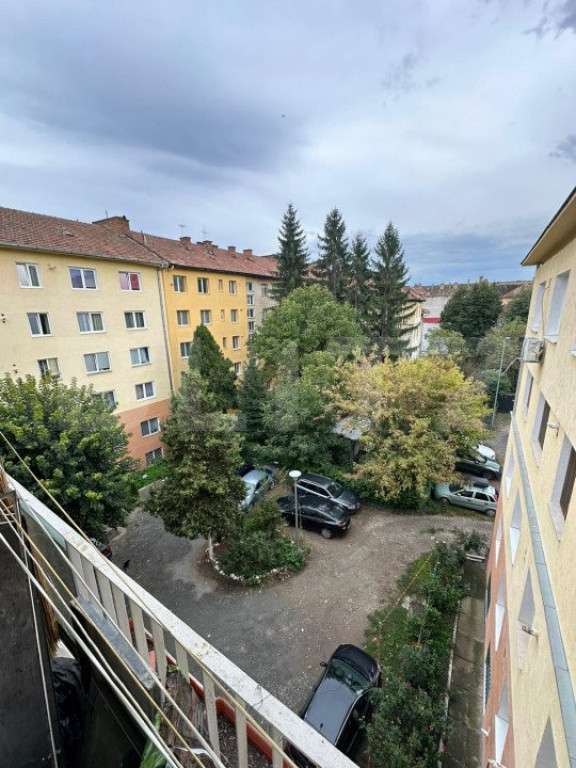 Apartament decomandat 2 camere, 45mp, zona Horea, cu balcon