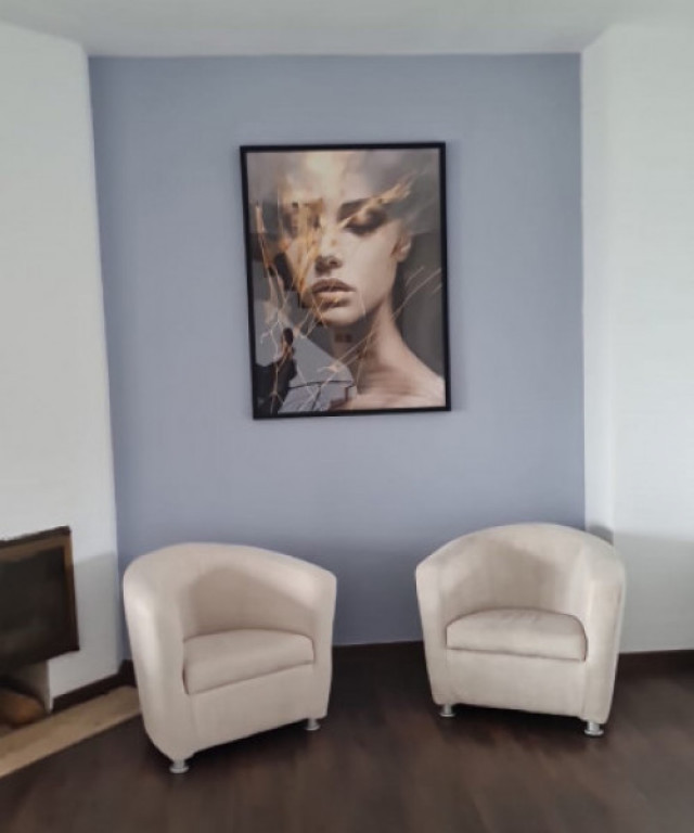 Vila P+2E+M cu vedere frontala la lacul Siutghiol si Insula