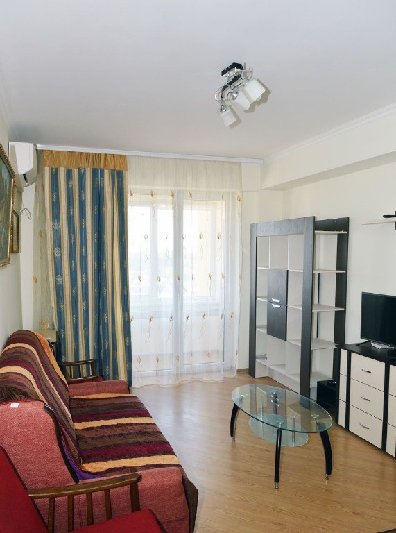 Garsoniera zona Tineretului , Universitatii