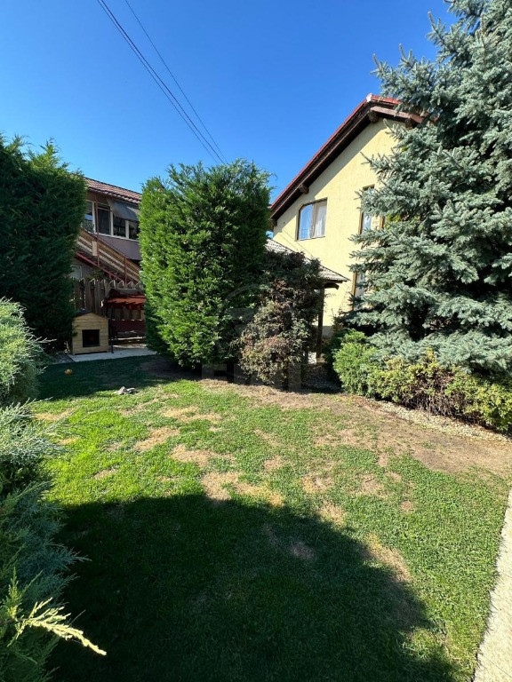 Oportunitate investitie! Casa individuala cu 12 camere, 386m