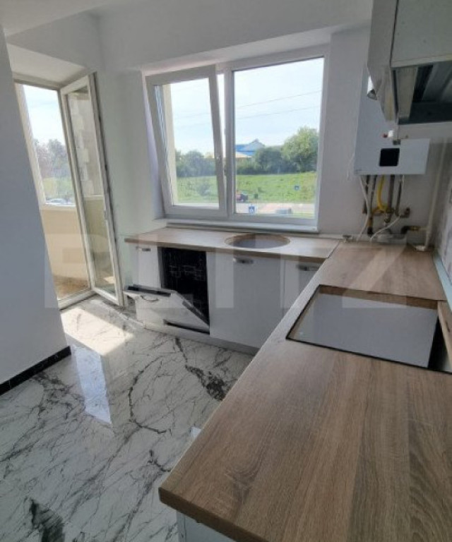 Apartament nou, 3 camere decomandat, 70 Mp utili, etaj 1, zo