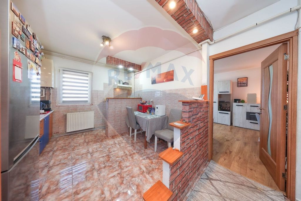 COMISION 0 |Ap cu 3 camere 2 bai | Mobilat utilat | Carpa...