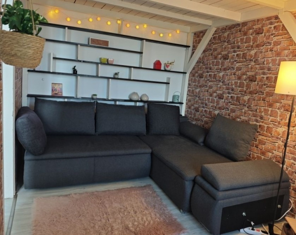 Inchiriez apartament cu 2 camere in Berceni sectorul 4 zona Luica