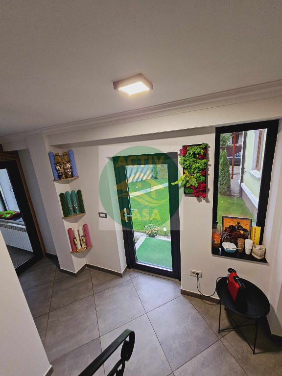 Inchiriere, spatiu comercial ,centru, Roman,Neamt