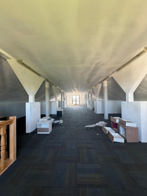 Spatiu comercial de inchiriat, Dornesti