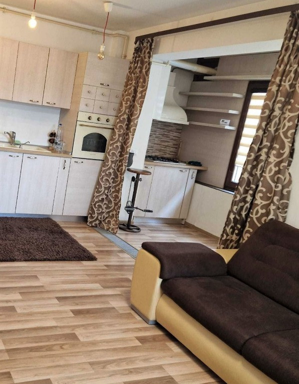 Apartament 3 camere zona Brancoveanu
