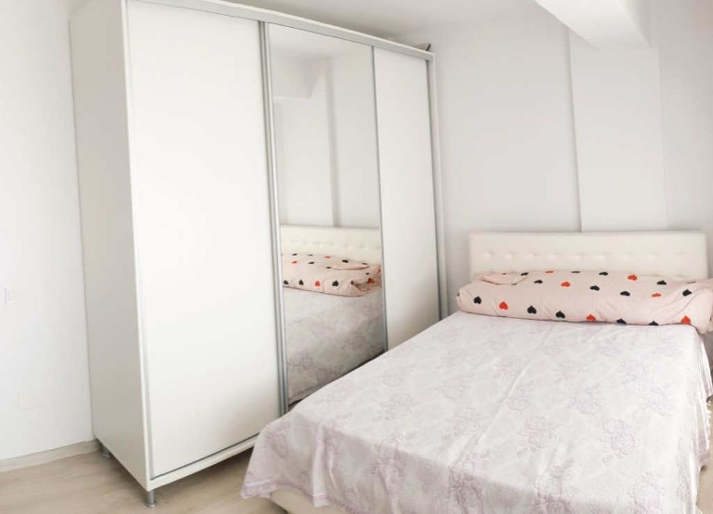 Apartament 3 camere zona Crangasi