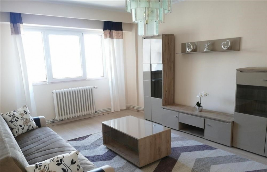 Apartament 3 camere de inchiriat, zona Unirii