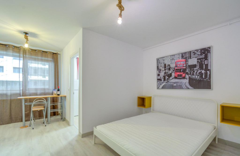 Garsoniera parter Hils Pallady Metrou Anghel Saligny (1min)