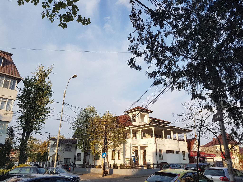 Apartament doua camere, deco, parter, balcon, renovat, RMB