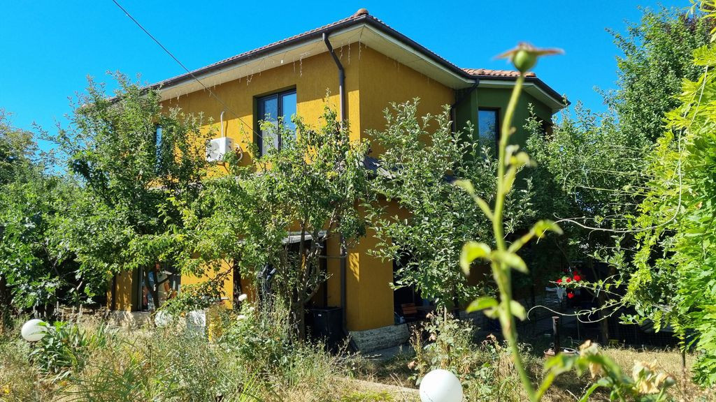 Eforie sud-vila cocheta pe partea cu lacul