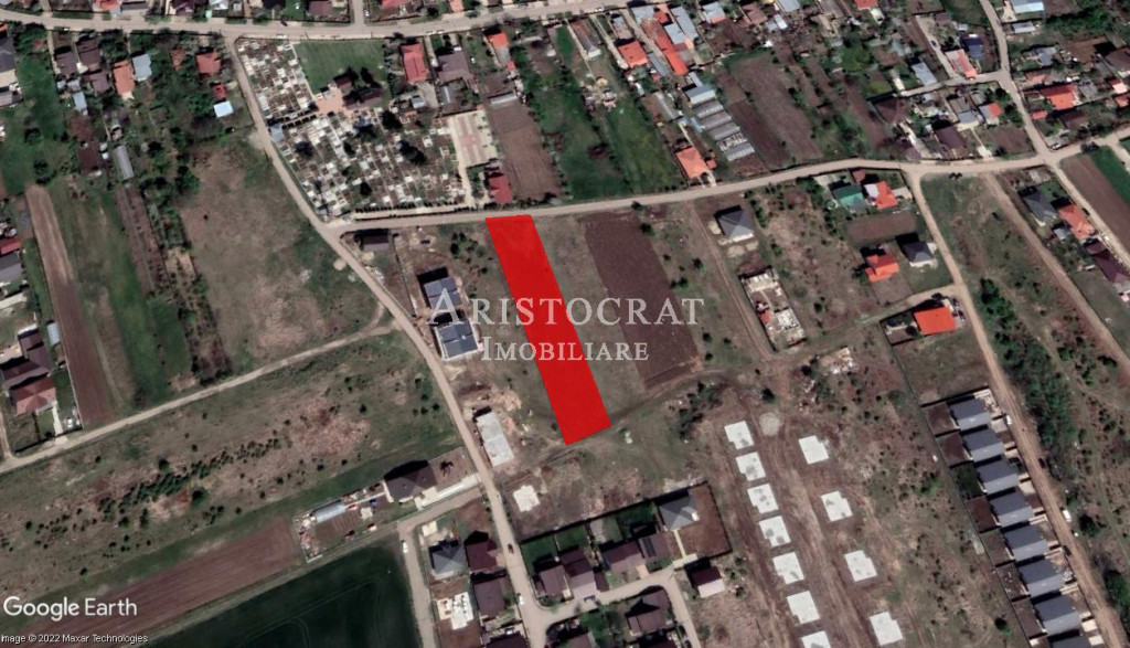 Teren ideal pentru o mica dezvoltare imobiliara