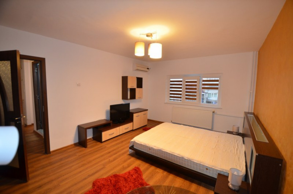 Garsoniera moderna, in Ploiesti, zona ultracentrala