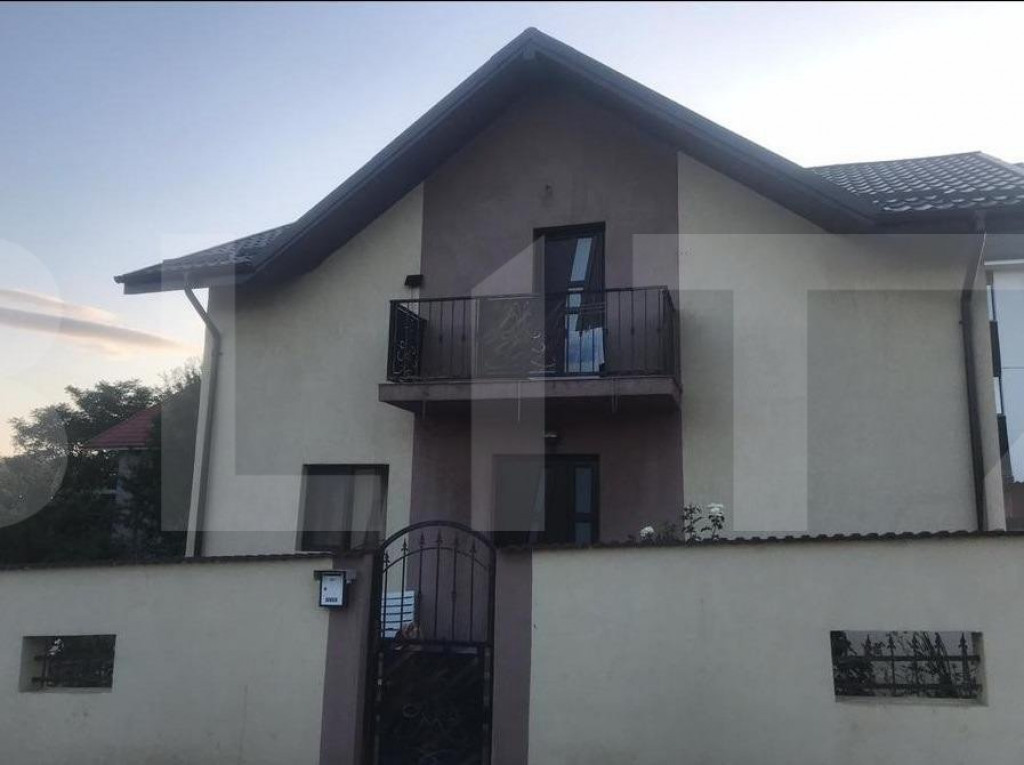 Casa individuala cu 4 camere, 104 mp utili, teren cu 400 mp,