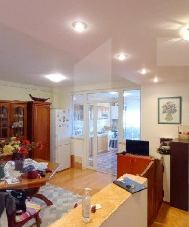 Apartament 2 camere, 62.3 mp, parcare exterioara cu CF , zon