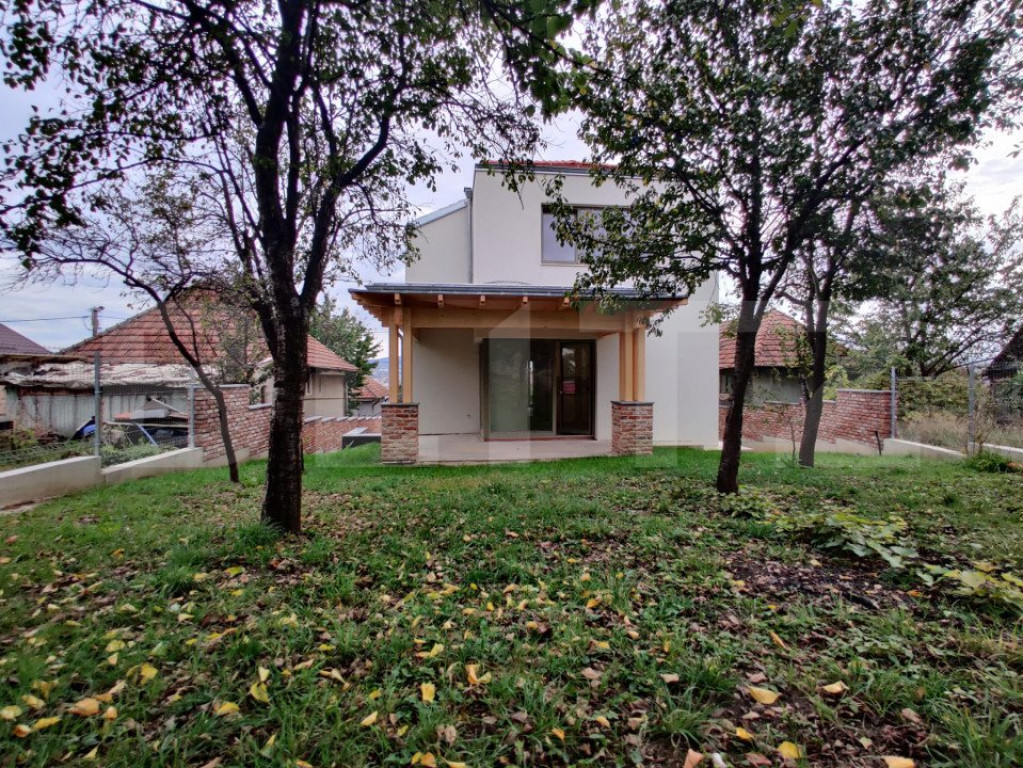 Casa individuala, 234 mp, teren 596 mp, totul nou, panorama,