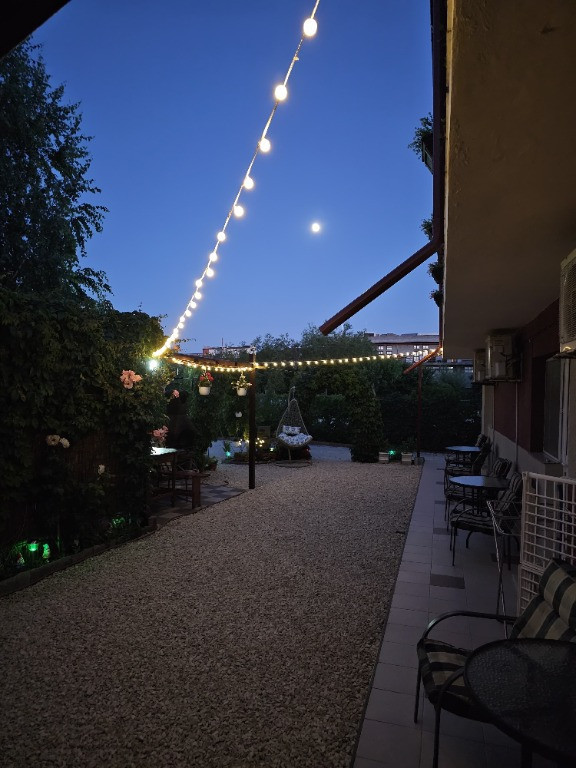 Vila/Pensiune Mamaia-Sat , zona Scoica