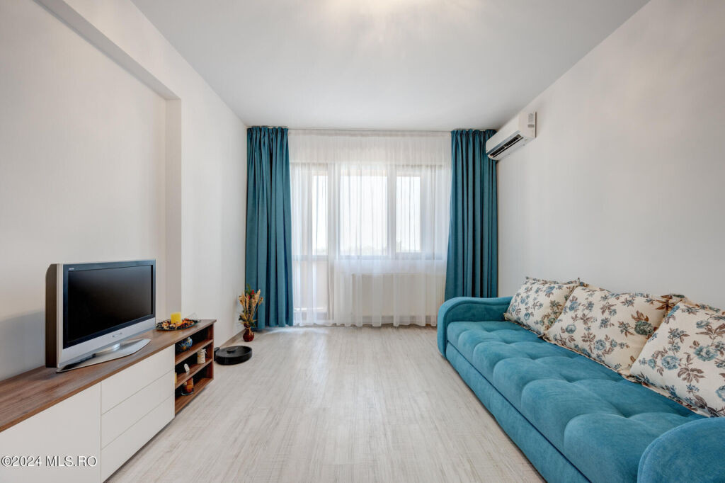 Apartament 2 camere mobilat si utilat cu loc de parcare